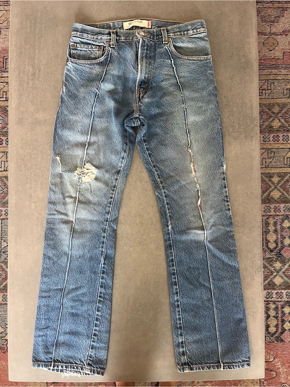 Vintage Levi’s - Blue Distressed Jeans - W32 x L32 - Boot cut